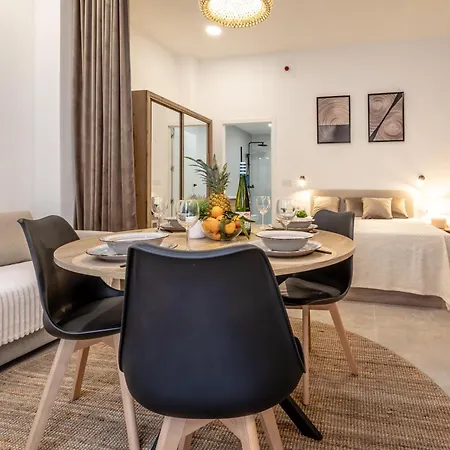 чудовий новий лофт поруч з містом наук Apartment *